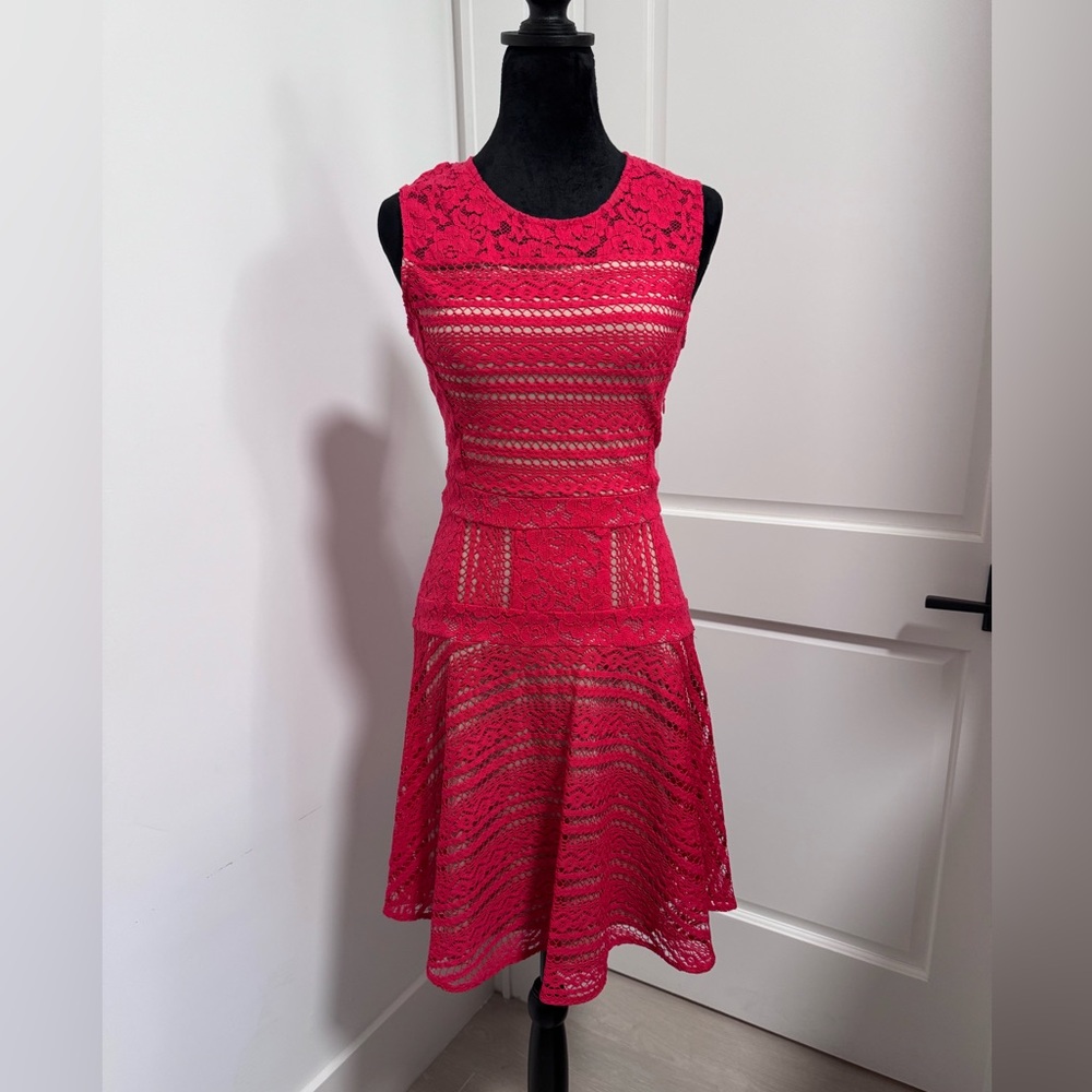 BCBG MAXARIA Red Lace Dress- New with Tags size Medium
